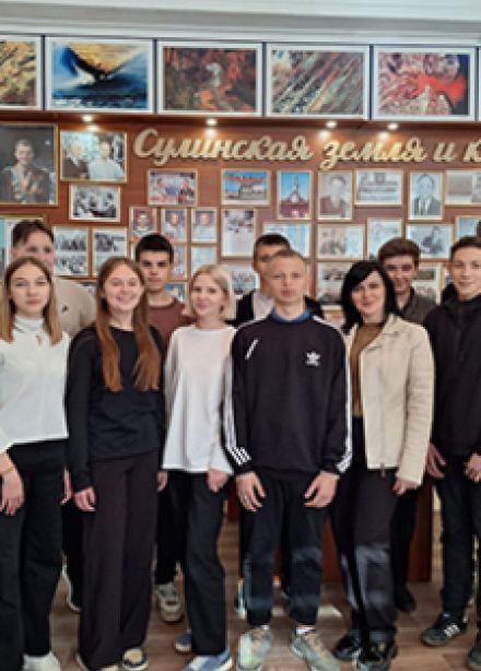 Экскурсия по залам историко-краеведческого музея районного Дворца культуры